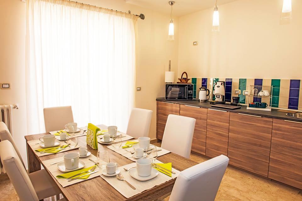 Fronte Del Porto Bed & Breakfast Salerno Exterior photo